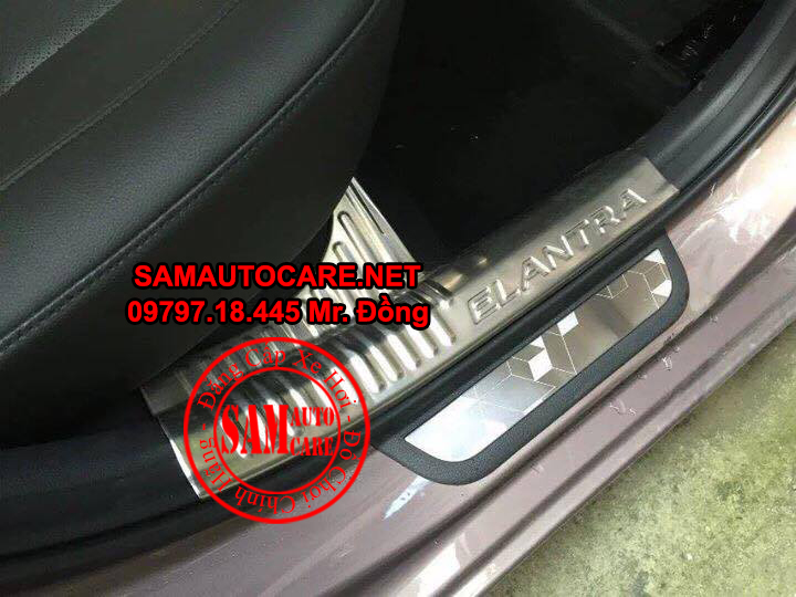 Nẹp Bước Chân Trong Elantra