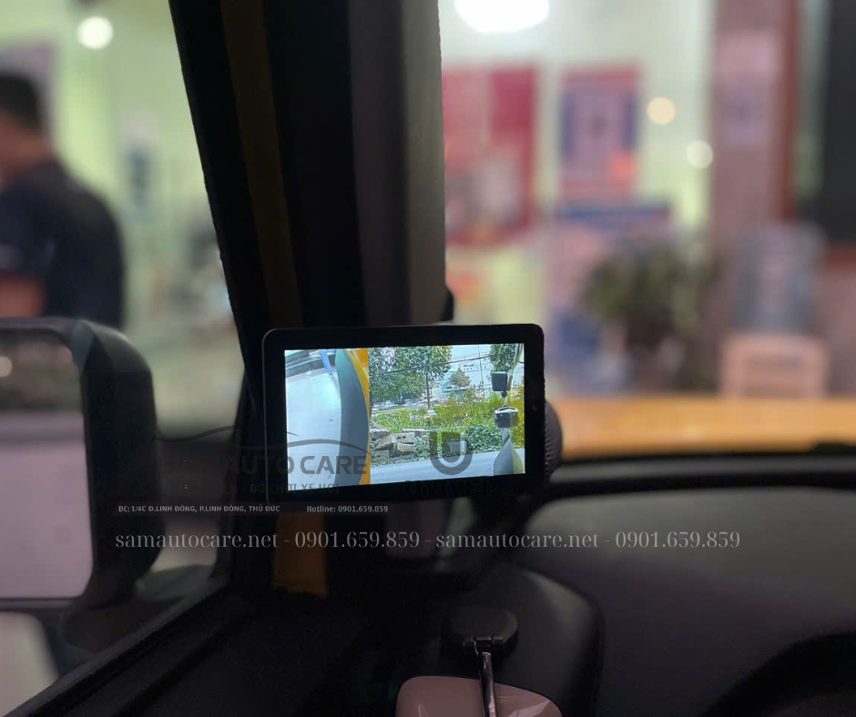Bộ Camera điện Tử Thay Thế Gương Chiếu Hậu